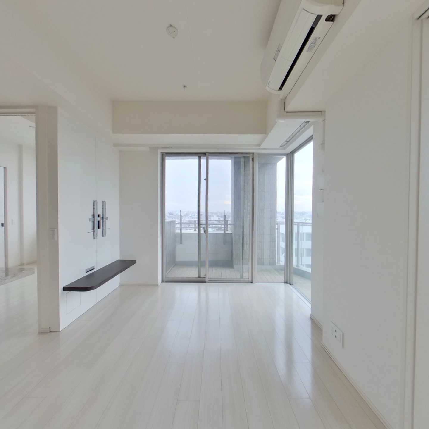 クレヴィア中目黒 東京都心の高級マンション タワーマンションの賃貸 売買ならrenosy 旧 モダンスタンダード